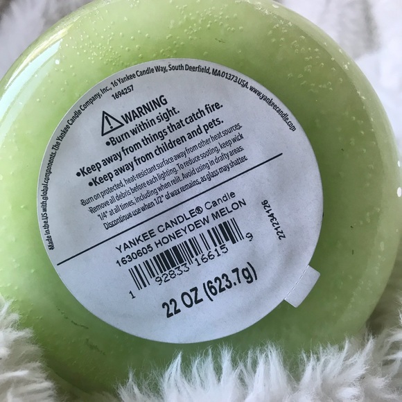 Yankee Candle 22oz Honeydew Melow - Picture 2 of 4